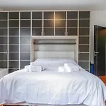 New Near Station 3 Bedroom Appartement *