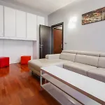 New Near Station 3 Bedroom Milan