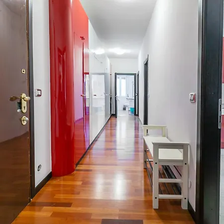 New Near Station 3 Bedroom Apartament